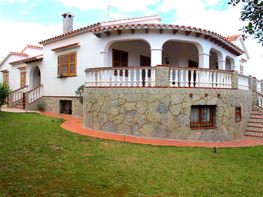 Santa Ana Villa Es Castell  Kültér fotó